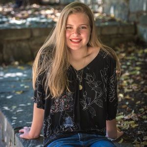 Meet your Posher, Ashley